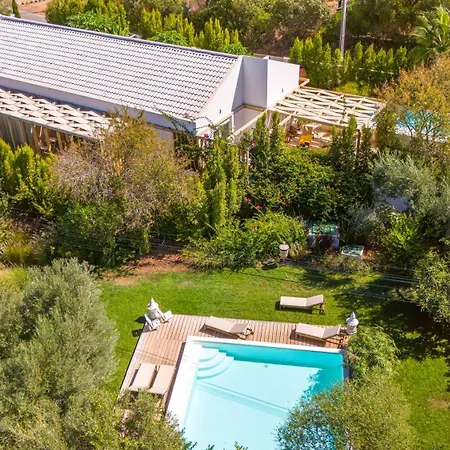 Laranjal Апартаменты *