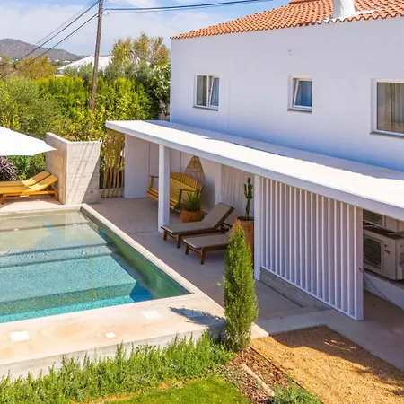 Апартаменты Laranjal *