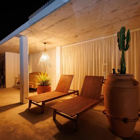 Laranjal Apartment